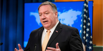 El secretario estadounidense de Estado, Mike Pompeo, aseguró que Nicolás Maduro estaba listo para abandonar su país pero recibió indicaciones de Rusia. Foto: EFE